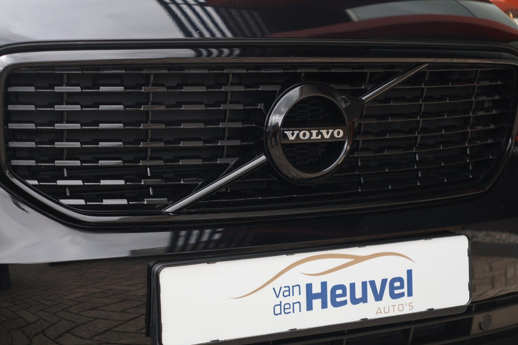 Volvo XC40 T4 Recharge R-Design | Stoelverwarming | Trekhaak | H/K | Parkeercamera | Panoramadak | Keyless 54302348-4.jpg | Van den Heuvel Auto's B.V.