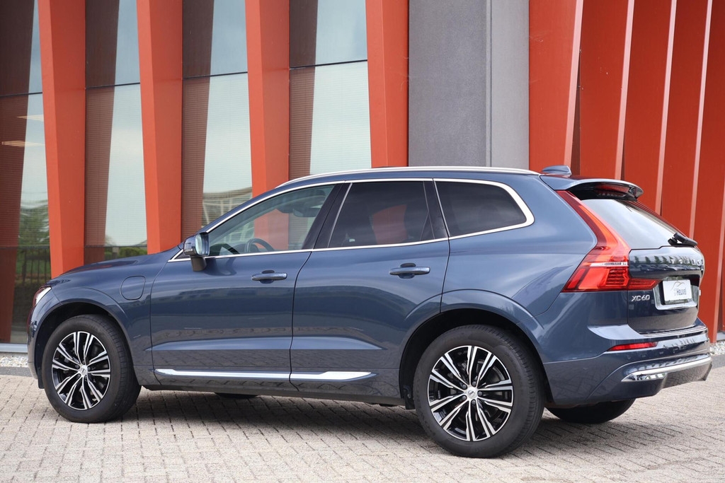 Volvo XC60 T6 Recharge AWD Plus Bright | Long Range | Stoelverwarming | Trekhaak | Leder | Panoramadak | Pilot Assist | Keyless 54361815-2.jpg | Van den Heuvel Auto's B.V.
