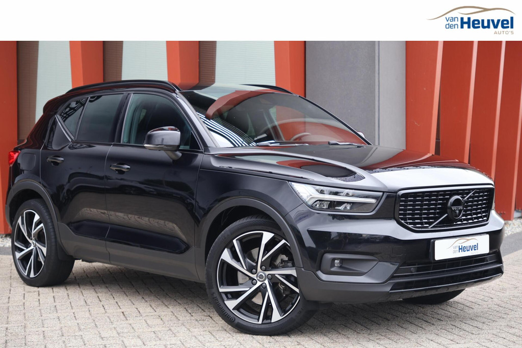 Volvo XC40 T4 Recharge R-Design | Stoelverwarming | Trekhaak | Leder | 360° Camera | 20 INCH | BLIS | Glossy Black | Keyless 54659097-0.jpg | Van den Heuvel Auto's B.V.