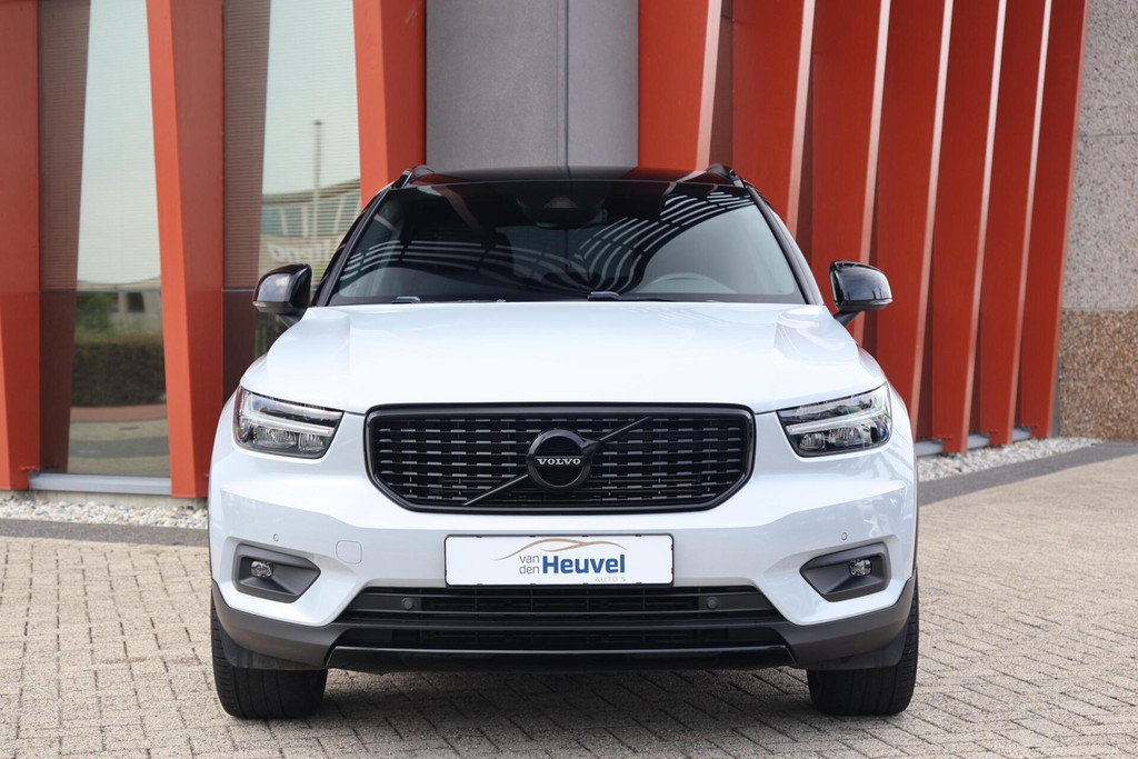 Volvo XC40 T4 Recharge R-Design | Stoelverwarming | Leder | Parkeercamera | BLIS | Keyless 54660653-1.jpg | Van den Heuvel Auto's B.V.