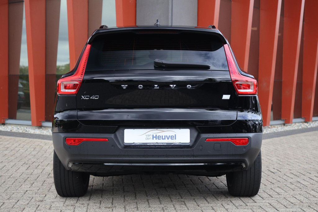 Volvo XC40 Recharge P8 AWD R-Design | Park Assist | Full Electric | Zero-emissie | Keyless 55130072-3.jpg | Van den Heuvel Auto's B.V.