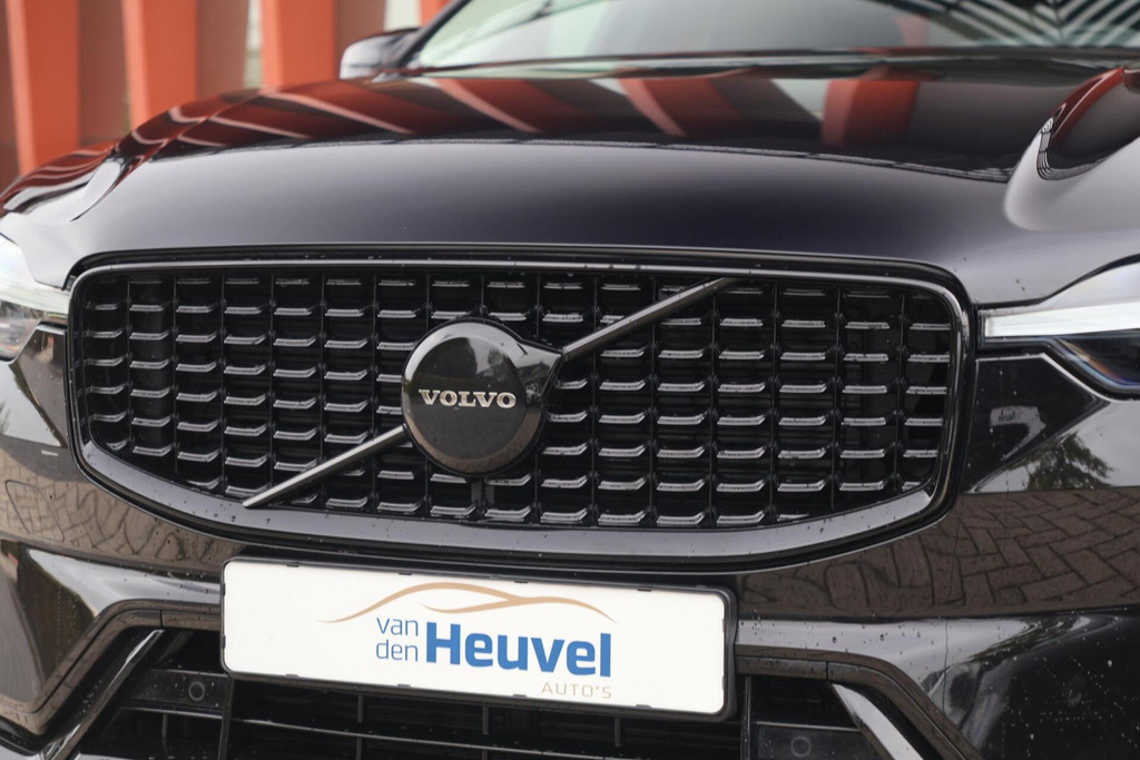 Volvo XC60 T6 Recharge AWD Plus Dark | Stoelverwarming | Parkeercamera | Panoramadak | Long Range | Pilot Assist | Leder | Treeplanken | Ke 55494760-4.jpg | Van den Heuvel Auto's B.V.