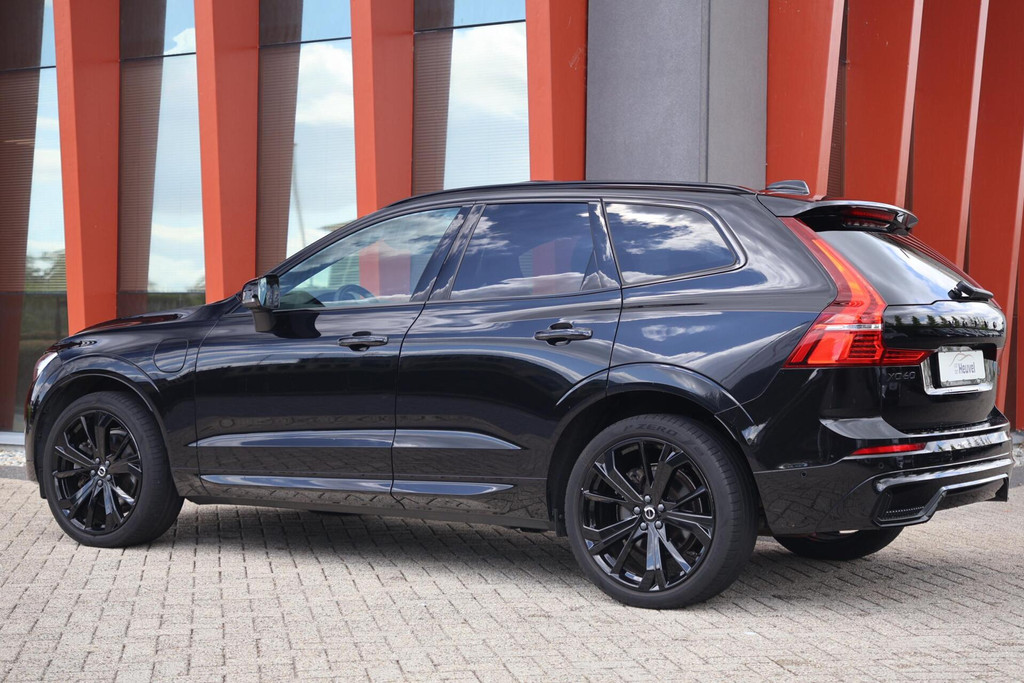 Volvo XC60 T6 Recharge AWD Black Edition | Stoelverwarming | Trekhaak | BLIS | Panoramadak | 360° Camera | H/K | Pilot Assist | Keyless 55494767-2.jpg | Van den Heuvel Auto's B.V.