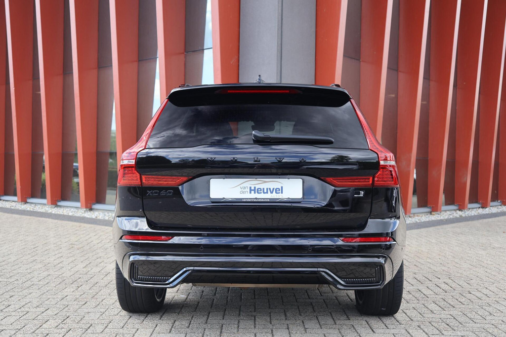 Volvo XC60 T6 Recharge AWD Black Edition | Stoelverwarming | Trekhaak | BLIS | Panoramadak | 360° Camera | H/K | Pilot Assist | Keyless 55494767-3.jpg | Van den Heuvel Auto's B.V.