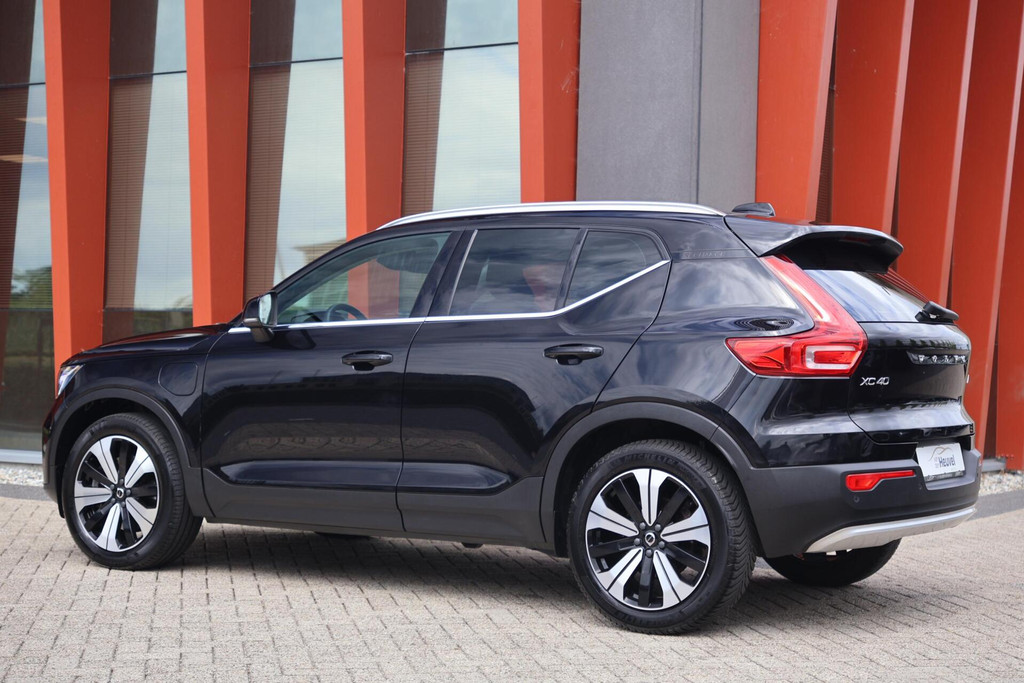 Volvo XC40 T5 Recharge Ultimate Bright | Stoelverwarming | Trekhaak | Leder | Parkeercamera | H/K | BLIS | Pilot Assist | Keyless 55703098-2.jpg | Van den Heuvel Auto's B.V.