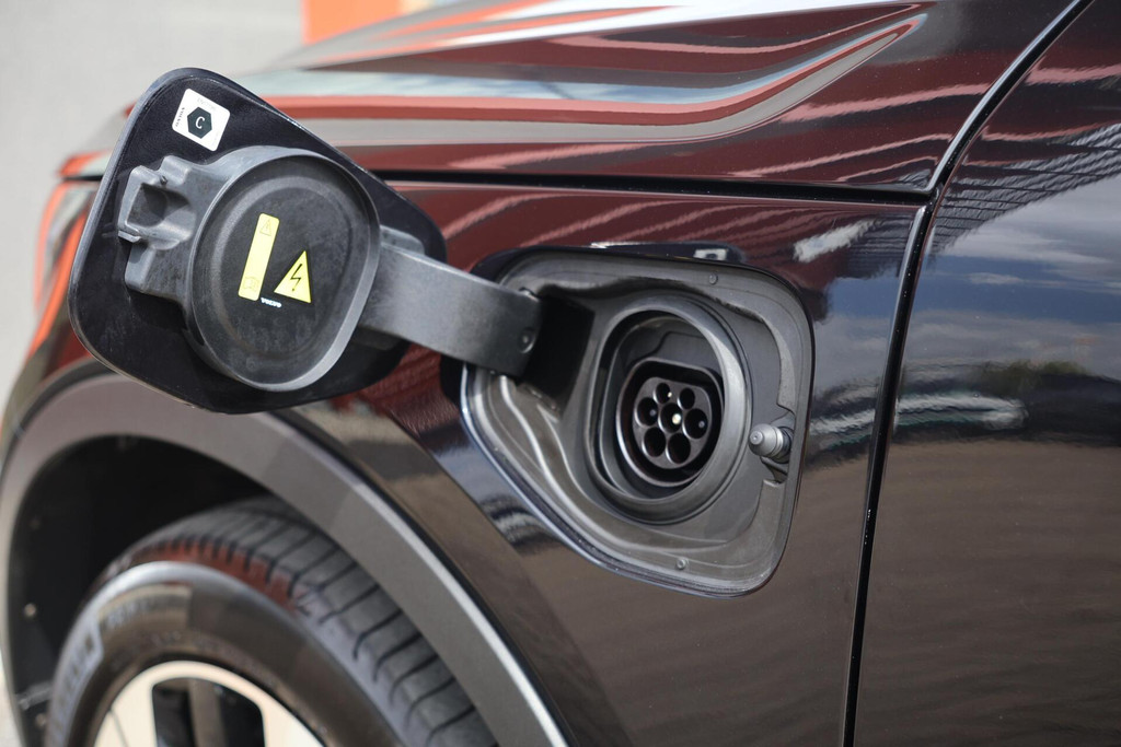 Volvo XC40 T5 Recharge Ultimate Bright | Stoelverwarming | Trekhaak | Leder | Parkeercamera | H/K | BLIS | Pilot Assist | Keyless 55703098-3.jpg | Van den Heuvel Auto's B.V.