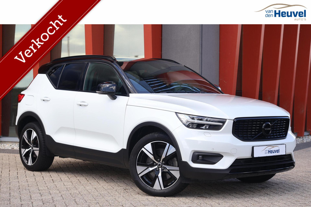 Volvo XC40 T4 Recharge R-Design | Stoelverwarming | Parkeercamera | H/K | Glossy Black | Keyless 55705617-0.jpg | Van den Heuvel Auto's B.V.