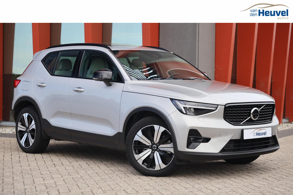 Volvo XC40 T5 Recharge Ultimate Dark | Stoelverwarming | Leder | Pilot Assist | BLIS | H/K | 360° Camera | Keyless 55711166-0.jpg | Van den Heuvel Auto's B.V.