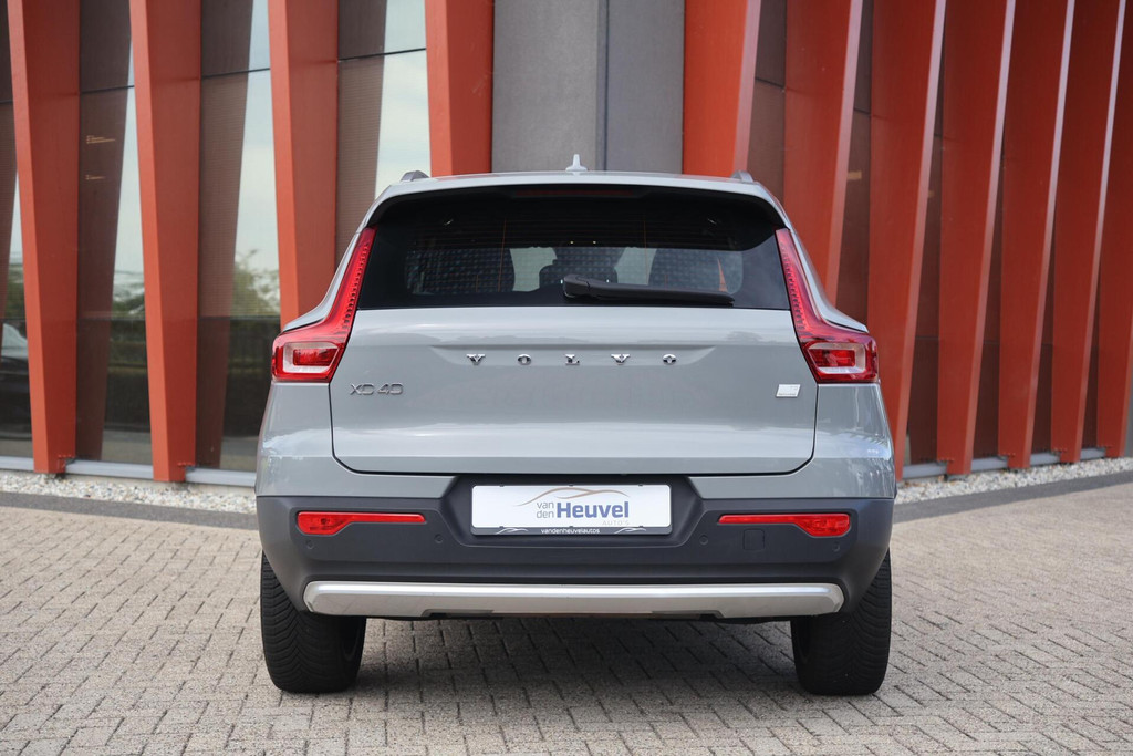Volvo XC40 T5 Recharge Ultimate Bright | Stoelverwarming | Trekhaak | Panoramadak | 360° Camera |Pilot Assist | H/K | BLIS | Keyless 56040792-3.jpg | Van den Heuvel Auto's B.V.