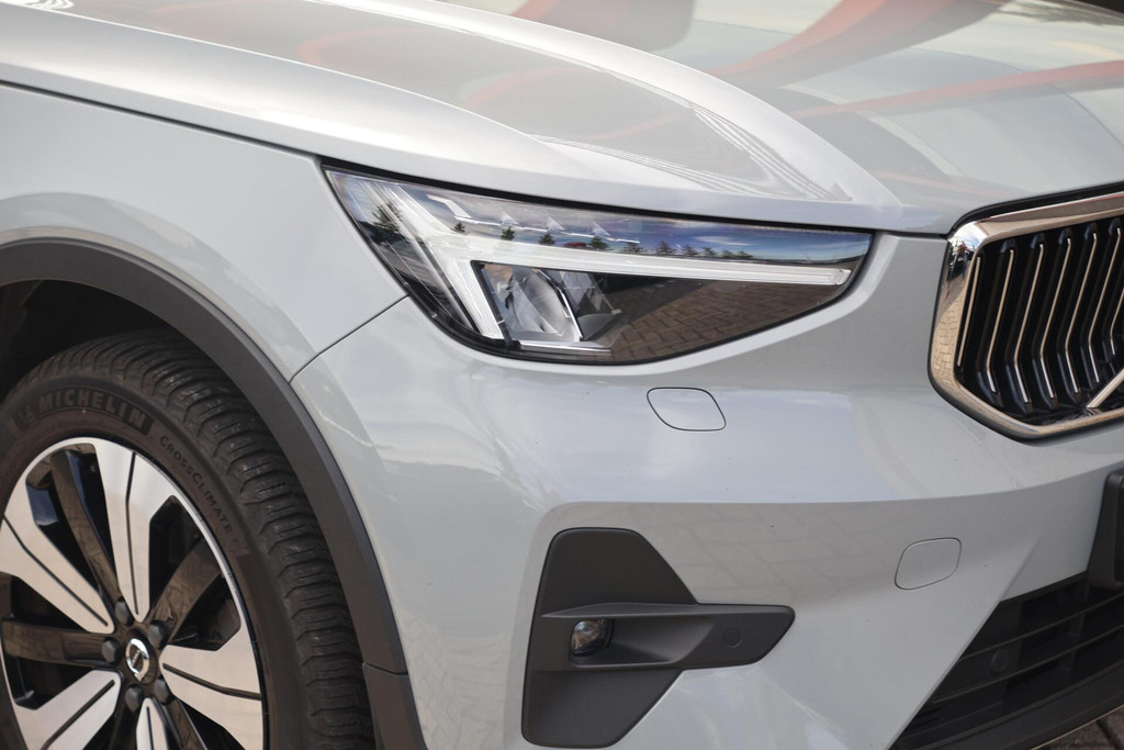 Volvo XC40 T5 Recharge Ultimate Bright | Stoelverwarming | Trekhaak | Panoramadak | 360° Camera |Pilot Assist | H/K | BLIS | Keyless 56040792-4.jpg | Van den Heuvel Auto's B.V.