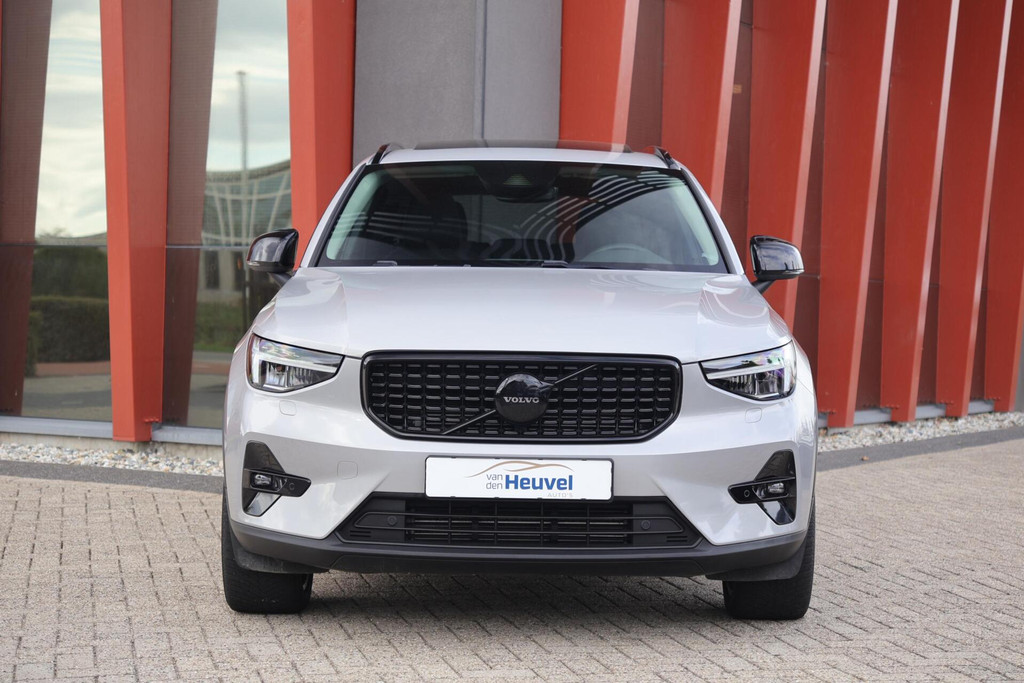 Volvo XC40 T5 Recharge Ultimate Dark | Stoelverwarming | Parkeercamera | Panoramadak | Pilot Assist | BLIS | H/K | Leder | Keyless 56044213-1.jpg | Van den Heuvel Auto's