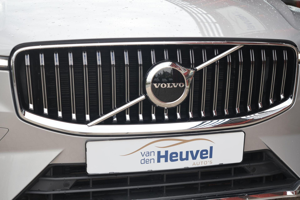 Volvo XC60 T8 Recharge AWD Plus Bright | Longe Range | Stoelverwarming | Trekhaak | Leder | Parkeercamera | Keyless 56070823-4.jpg | Van den Heuvel Auto's B.V.