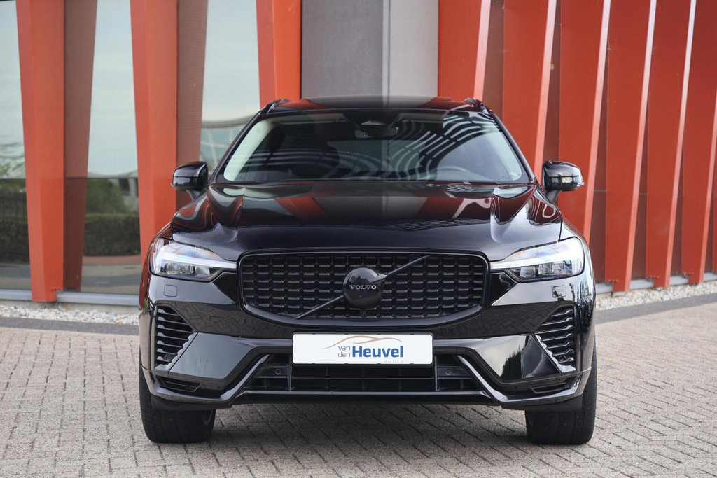 Volvo XC60 T6 Recharge AWD Plus Dark | Stoelverwarming | Trekhaak | Parkeercamera | Panoramadak | Longe Range | Pilot Assist | BLIS | Leder 56087271-1.jpg | Van den Heuvel Auto's