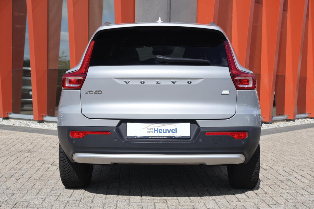 Volvo XC40 T4 Recharge Core Bright | Stoelverwarming | Trekhaak | Parkeercamera | Keyless 56161483-3.jpg | Van den Heuvel Auto's B.V.