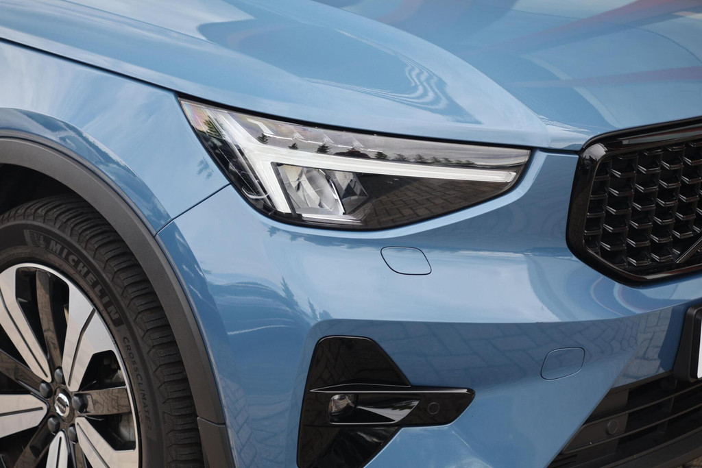 Volvo XC40 T5 Recharge Ultimate Dark | Stoelverwarming | Parkeercamera | Panoramadak | Pilot Assist | BLIS | H/K | Keyless 56193514-4.jpg | Van den Heuvel Auto's B.V.