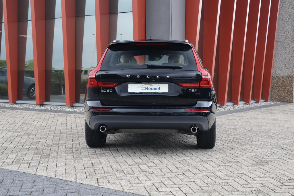Volvo XC60 T8 Recharge AWD Momentum | Leder | Panoramadak | Parkeercamera | Keyless 56220311-3.jpg | Van den Heuvel Auto's