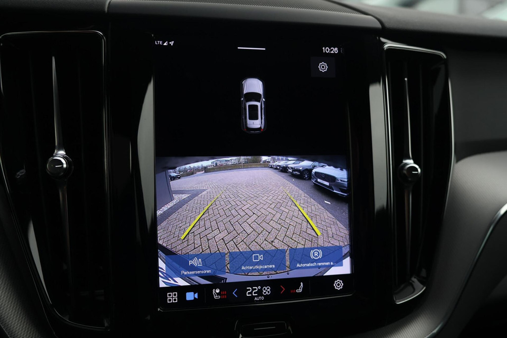 Volvo XC60 T6 Recharge AWD R-Design | Stoelverwarming | Parkeer Camera | Panoramadak | Memorystoel | Keyless 56327092-41.jpg | Van den Heuvel Auto's