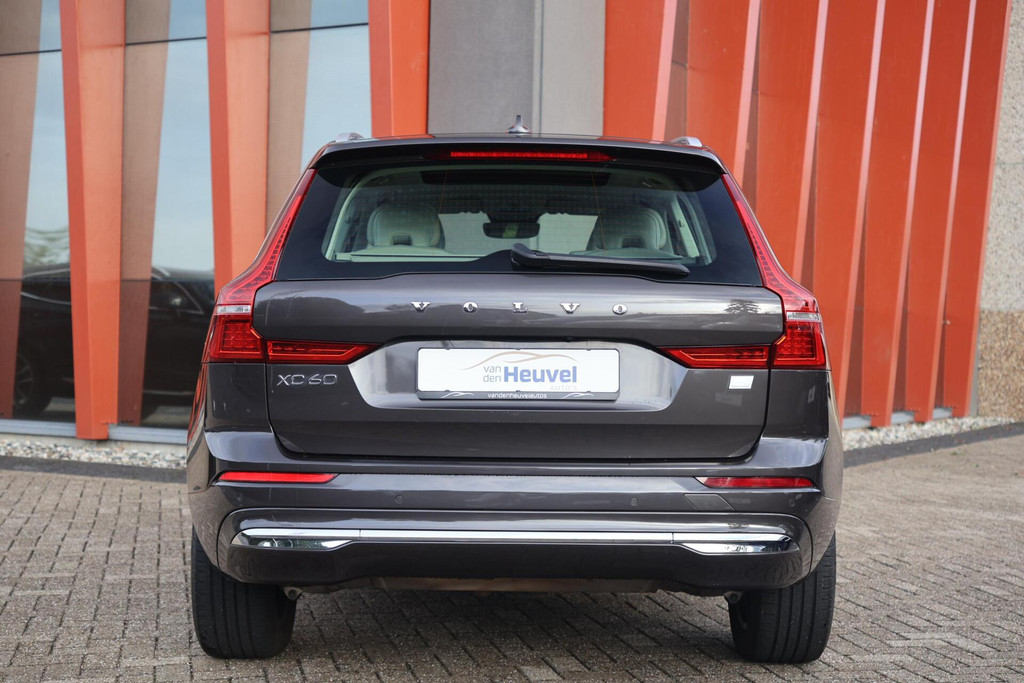 Volvo XC60 T6 Recharge AWD Inscription | Stoelverwarming | Trekhaak | Parkeercamera | Leder | Panoramadak | Keyless 56336046-3.jpg | Van den Heuvel Auto's