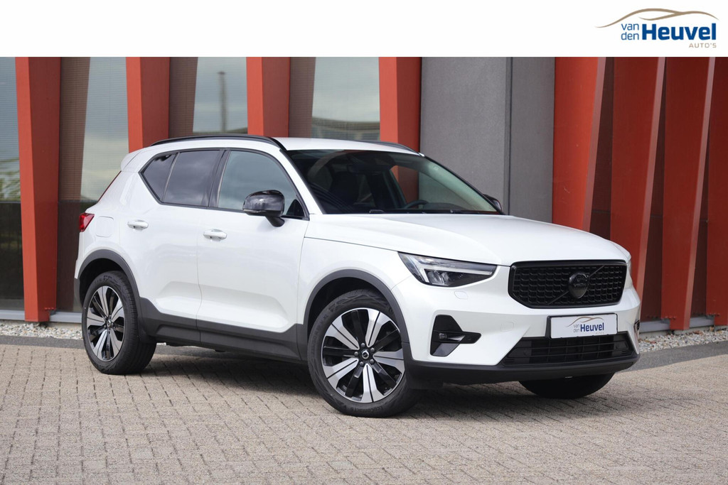 Volvo XC40 T5 Recharge Plus Dark | Stoelverwarming | Trekhaak | Parkeercamera | Leder | H/K | Pilot Assist | BLIS | Keyless 56509944-0.jpg | Van den Heuvel Auto's B.V.