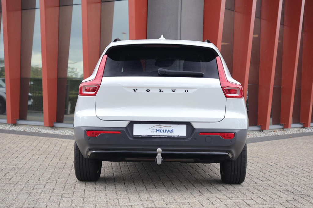 Volvo XC40 T5 Recharge Plus Dark | Stoelverwarming | Trekhaak | Parkeercamera | Leder | H/K | Pilot Assist | BLIS | Keyless 56509944-3.jpg | Van den Heuvel Auto's