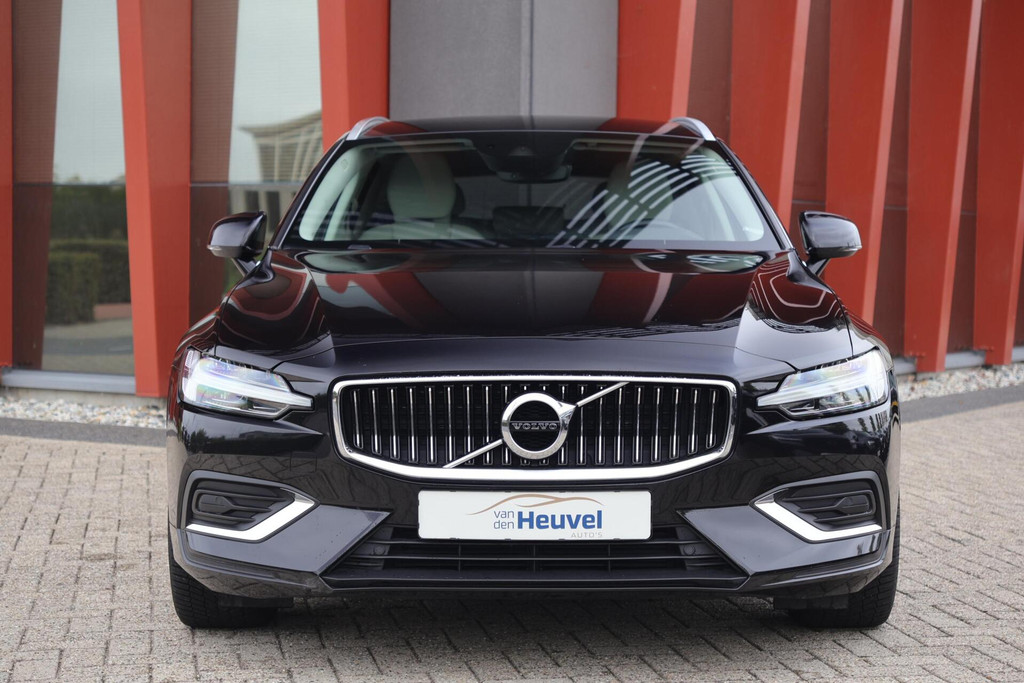 Volvo V60 T4 Inscription | Stoelverwarming | Trekhaak | Leder | Memory Stoel | Keyless 56809568-1.jpg | Van den Heuvel Auto's B.V.