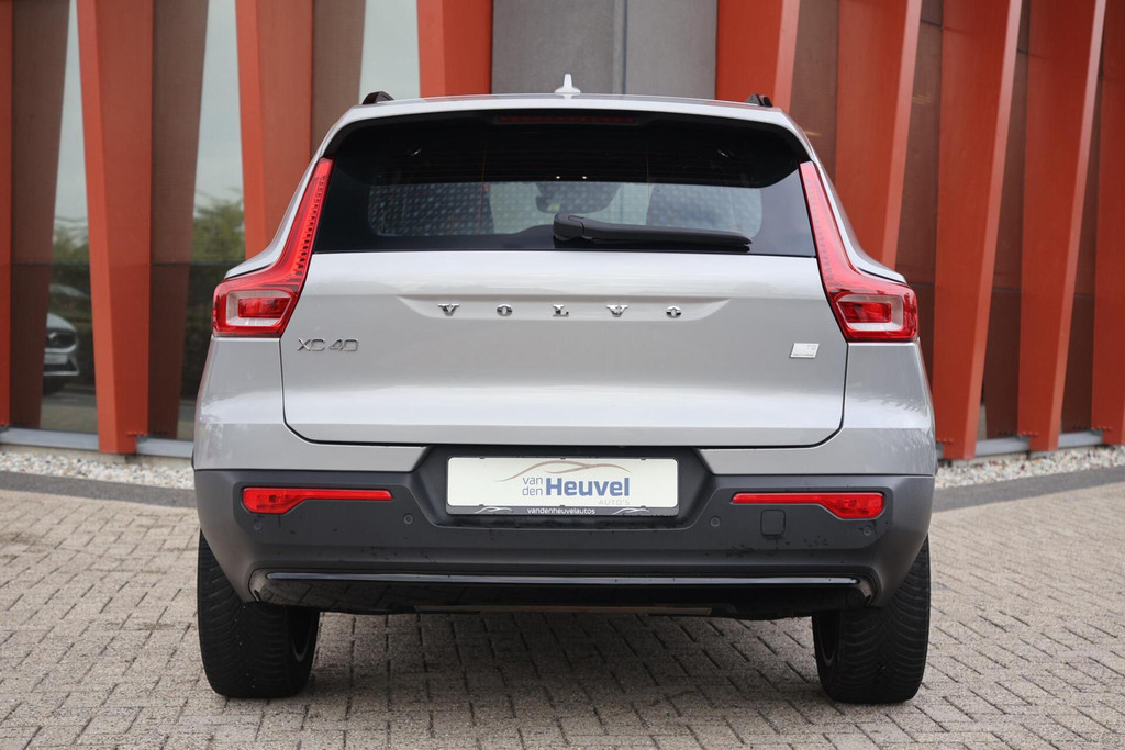 Volvo XC40 T5 Recharge Ultimate Dark | Stoelverwarming | Trekhaak | Parkeercamera | BLIS | Pilot Assist | H/K | Keyless 57008449-3.jpg | Van den Heuvel Auto's B.V.