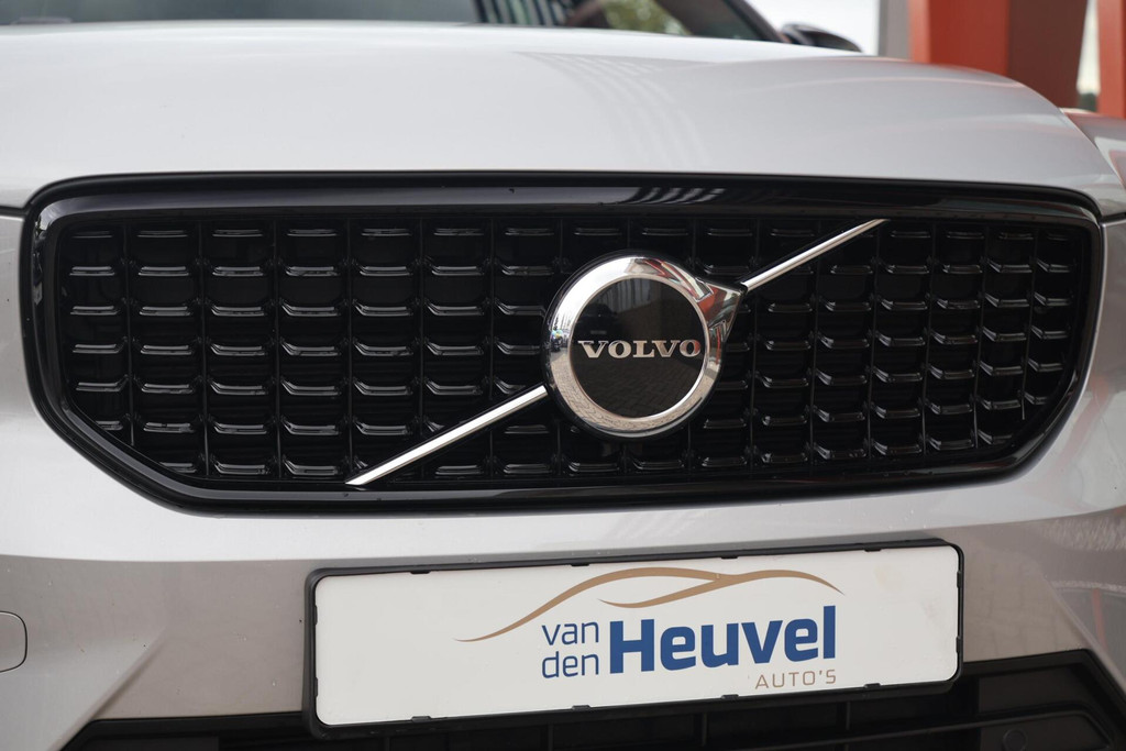 Volvo XC40 T5 Recharge Ultimate Dark | Stoelverwarming | Trekhaak | Parkeercamera | BLIS | Pilot Assist | H/K | Keyless 57008449-4.jpg | Van den Heuvel Auto's B.V.