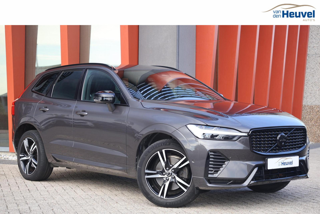 Volvo XC60 B5 R-Design | Stoelverwarming | Trekhaak | 360° Camera | Panoramadak | Pilot Assist | Memory Seats | Glossy Black | Keyless 57129618-0.jpg | Van den Heuvel Auto's B.V.