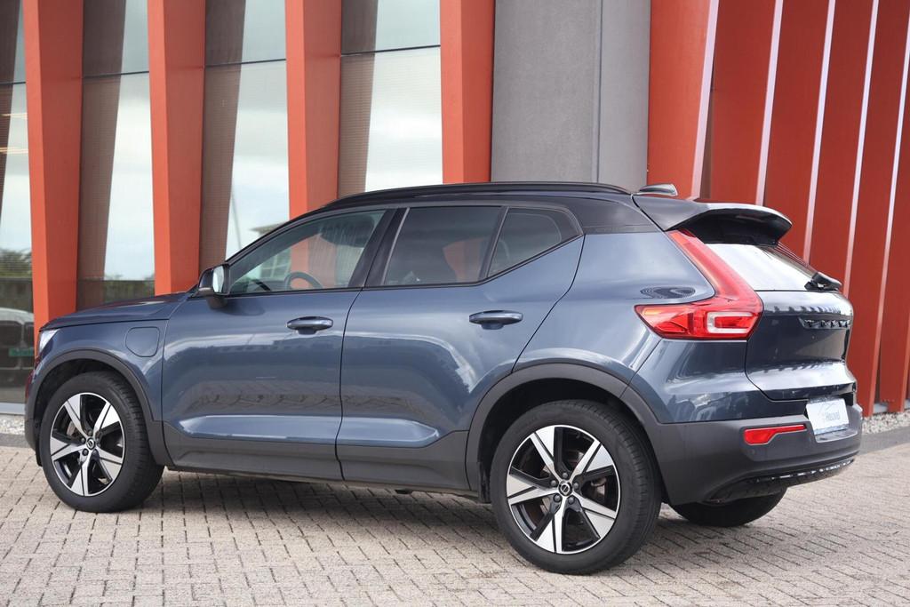 Volvo XC40 T5 Recharge R-Design | Trekhaak | Parkeercamera | Keyless | 57171561-2.jpg | Van den Heuvel Auto's B.V.