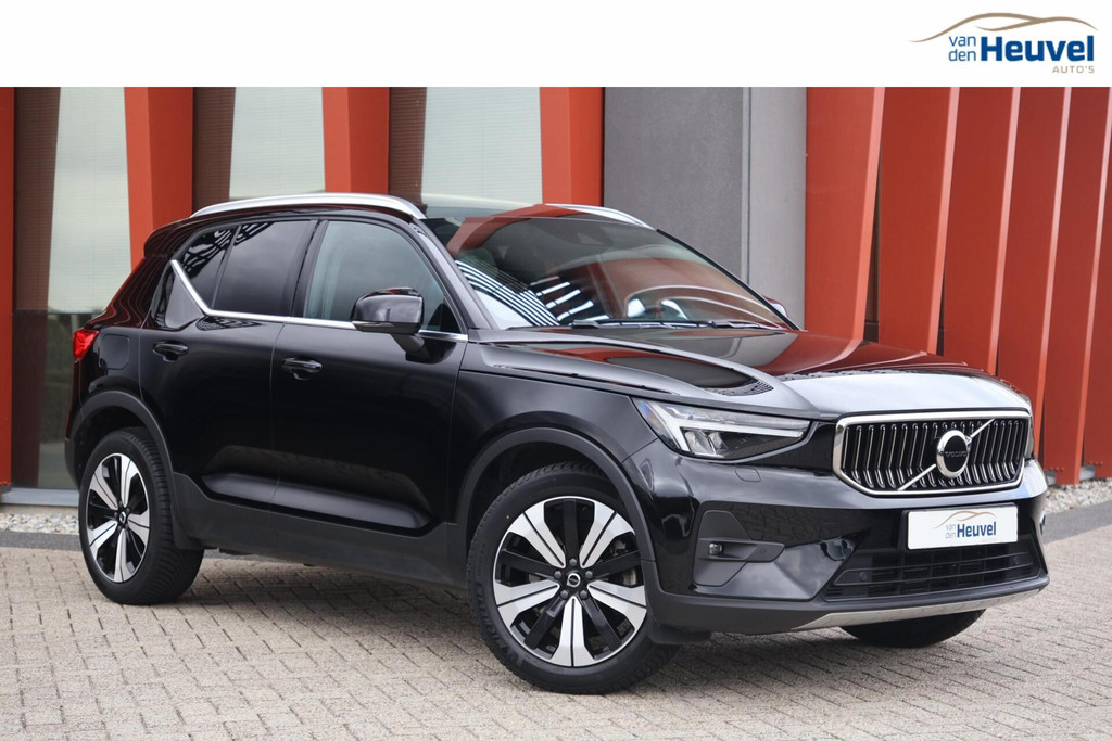Volvo XC40 T4 Recharge Ultimate Bright | Stoelverwarming | Trekhaak | Leder | Parkeercamera | Panoramadak | Keyless 57278586-0.jpg | Van den Heuvel Auto's B.V.