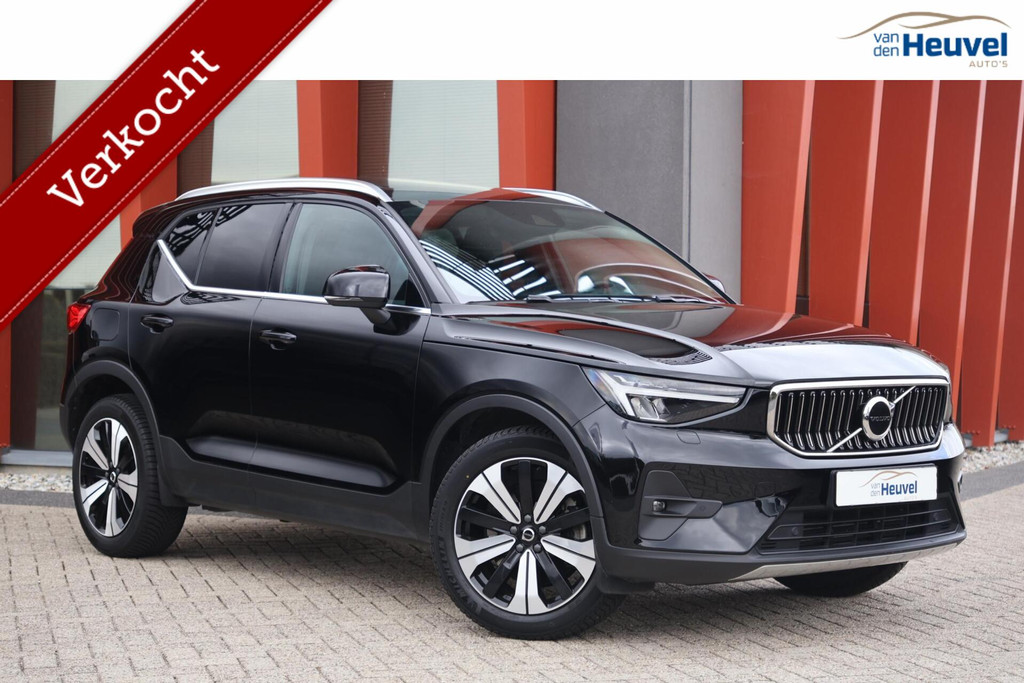 Volvo XC40 T4 Recharge Ultimate Bright | Stoelverwarming | Trekhaak | Leder | Parkeercamera | Panoramadak | Keyless 57278586-0.jpg | Van den Heuvel Auto's B.V.