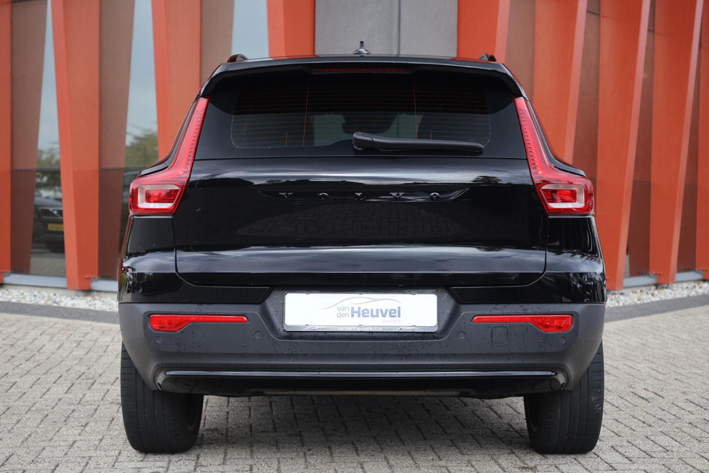 Volvo XC40 T4 Recharge Ultimate Dark | Stoelverwarming | Trekhaak | Parkeercamera | H/K | Pilot Assist | 20 Inch | BLIS | Keyless | Glossy 57279310-3.jpg | Van den Heuvel Auto's B.V.
