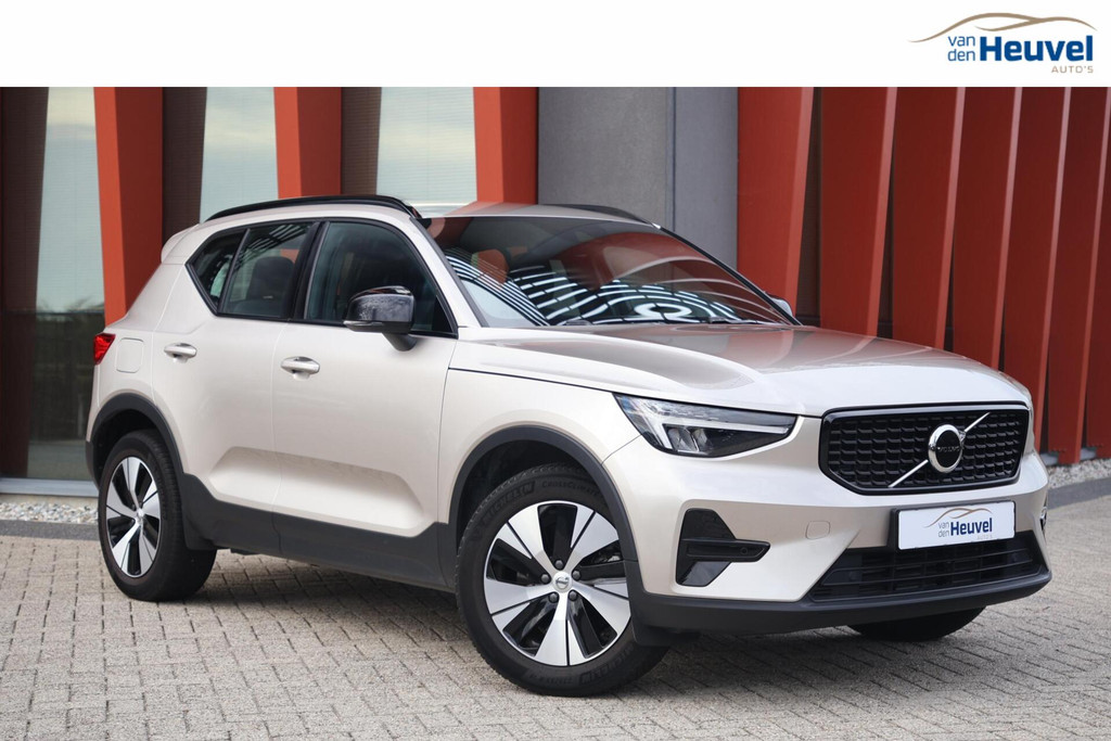 Volvo XC40 T4 Recharge Plus Dark | Stoelverwarming | Trekhaak | H/K | Memory stoel | Keyless 57339974-0.jpg | Van den Heuvel Auto's B.V.