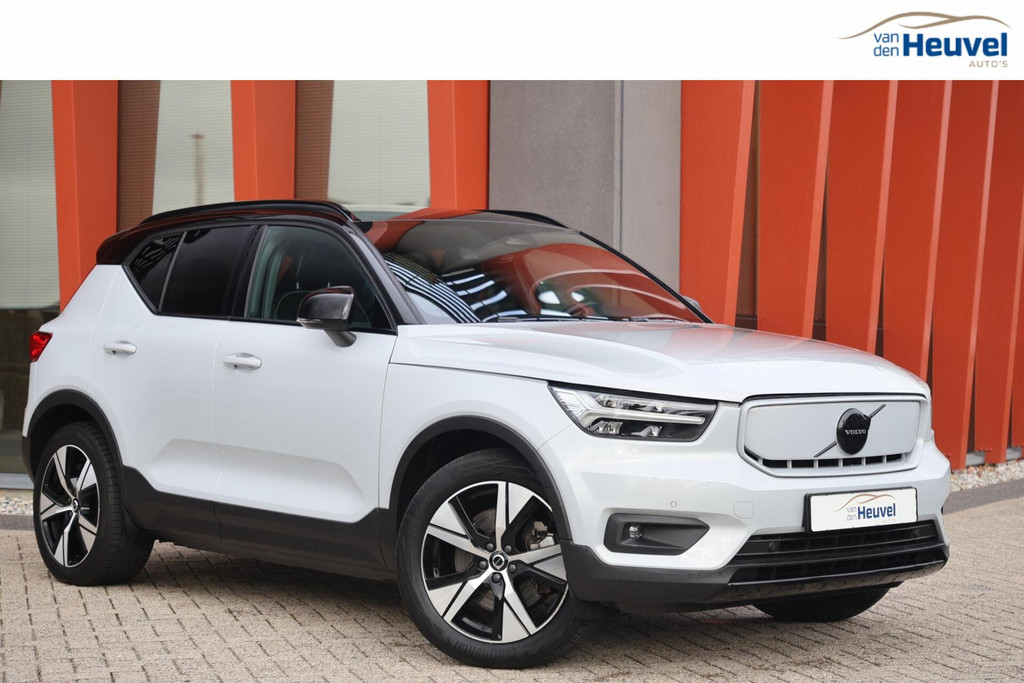 Volvo XC40 Recharge P8 AWD R-Design | Trekhaak | BLIS | SoH 91% | Parkeercamera | Glossy Black | Keyless 57542133-0.jpg | Van den Heuvel Auto's B.V.
