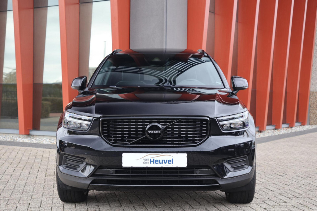 Volvo XC40 T4 Recharge R-Design | Stoelverwarming | Trekhaak | Panoramadak | H/K | 21 INCH | Glossy Black | Keyless 57727296-1.jpg | Van den Heuvel Auto's B.V.