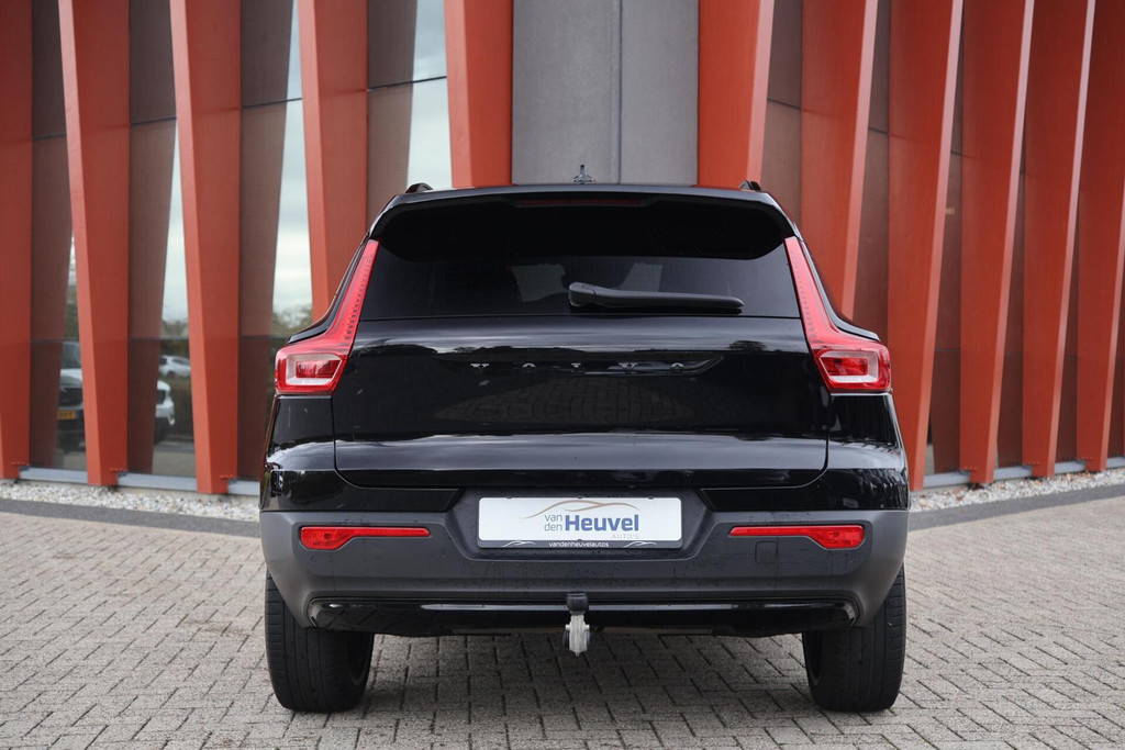 Volvo XC40 T4 Recharge R-Design | Stoelverwarming | Trekhaak | Panoramadak | H/K | 21 INCH | Glossy Black | Keyless 57727296-3.jpg | Van den Heuvel Auto's B.V.