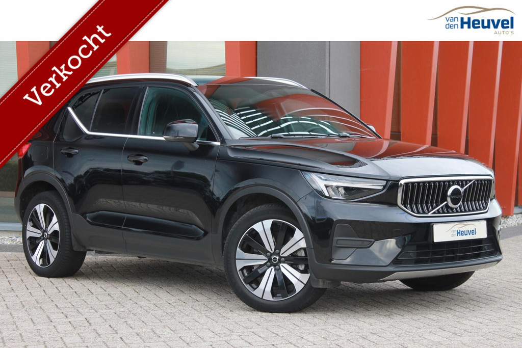 Volvo XC40 T5 Recharge Plus Bright | Stoelverwarming | Trekhaak | Parkeercamera | Memory Stoelen | H&K | Keyless 47502890-0.jpg | Van den Heuvel Auto's B.V.