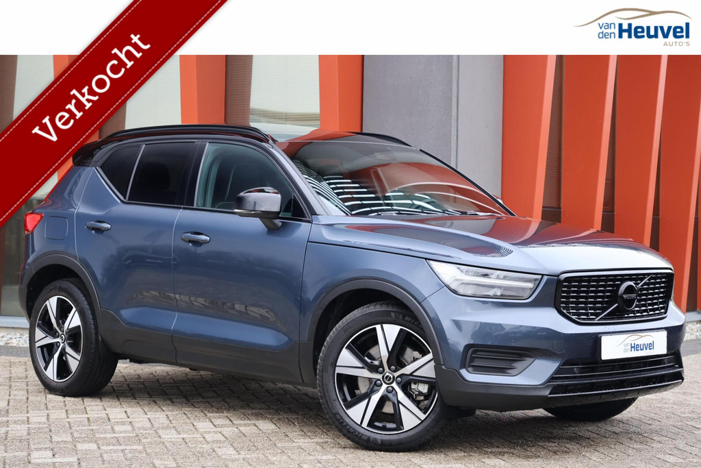 Volvo XC40 T4 Recharge R-Design | Stoelverwarming | Trekhaak | Panoramadak | Parkeercamera | Glossy Black | Keyless 51435106-0.jpg | Van den Heuvel Auto's B.V.