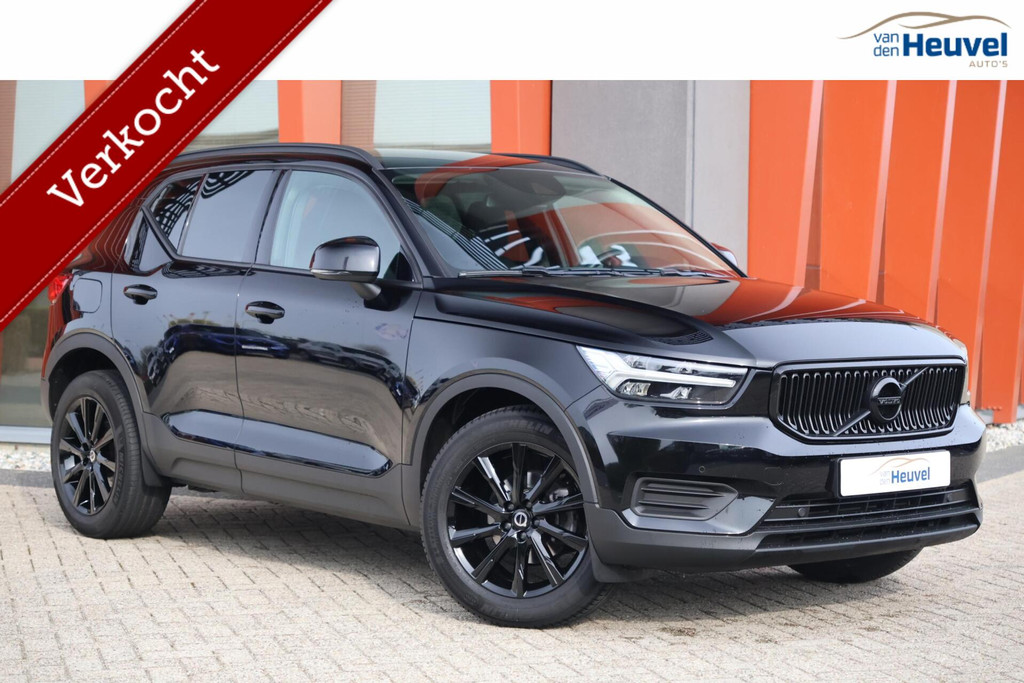 Volvo XC40 T3 Momentum | Stoelverwarming | Parkeercamera | Glossy Black | Keyless 51857499-0.jpg | Van den Heuvel Auto's B.V.