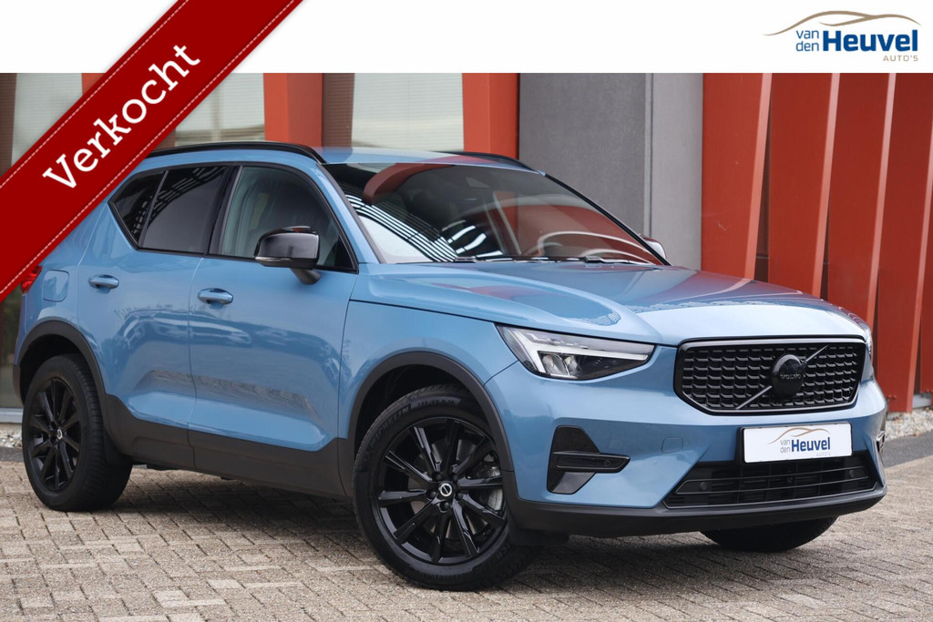 Volvo XC40 T5 Recharge Plus Dark | Stoelverwarming | Trekhaak | Parkeercamera | H/K | Glossy Black | Keyless 55913242-0.jpg | Van den Heuvel Auto's B.V.