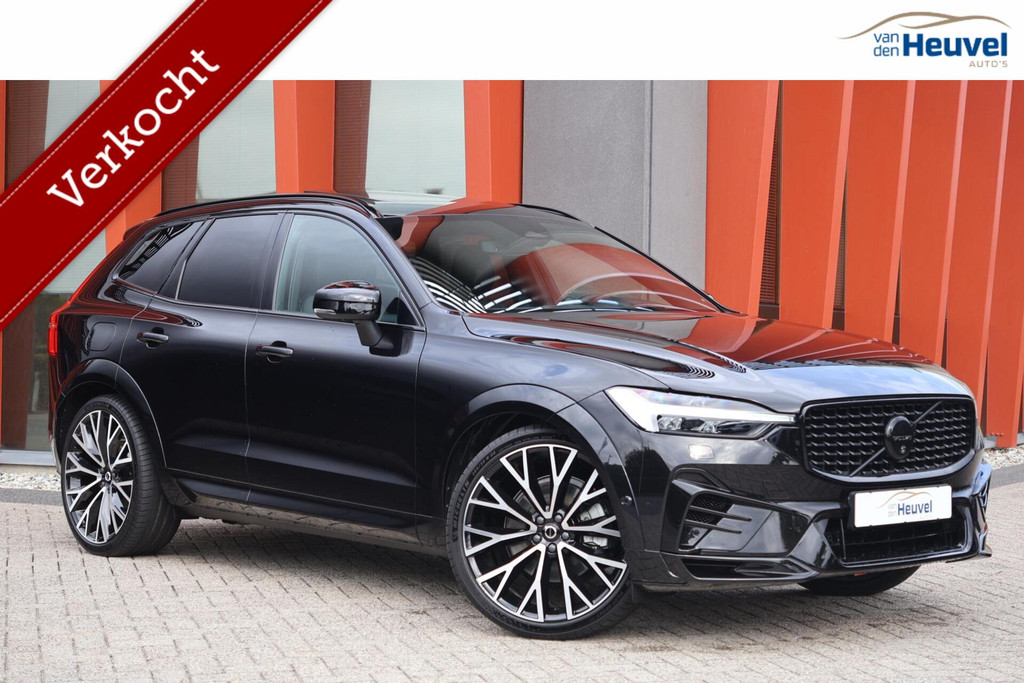 Volvo XC60 T8 Recharge AWD HEICO Black Edition | Stoelverwarming | Trekhaak | Panoramadak | HUD | 360° Camera | B&W | BLIS | Pilot Assist | 56952889-0.jpg | Van den Heuvel Auto's B.V.